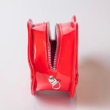 Buy Women Acrylic Lips-shaped Evening Bags Purses Clutch Vintage Banquet  Handbag (Red) Online at desertcartGrenada
